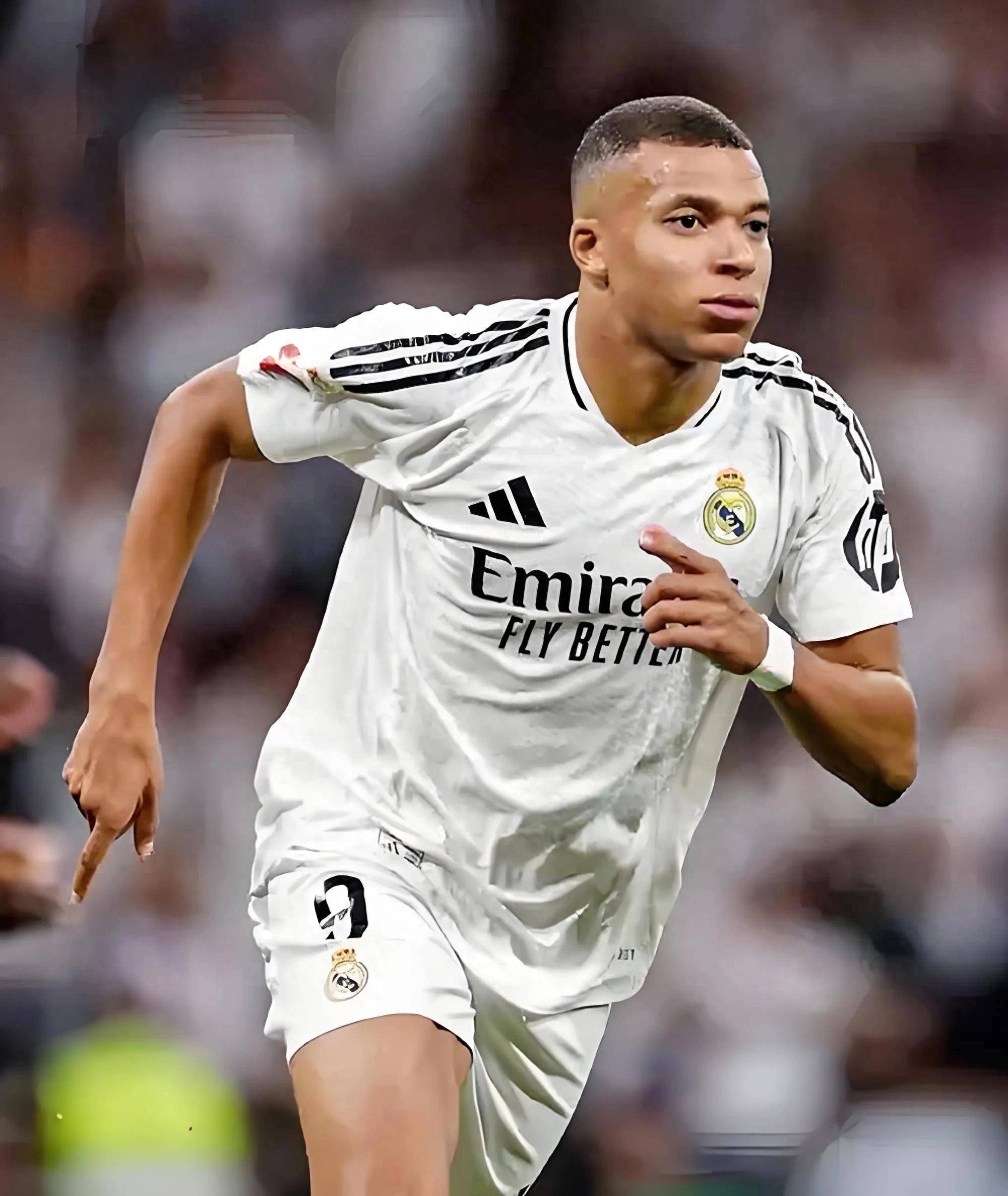 哈曼：卡尔是最近几周拜仁表现最好的攻击手（哈曼称卡尔为近几周拜仁最亮眼的攻击手）