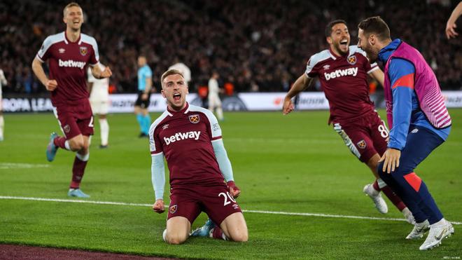 快船角色球员全面爆发（快船角色球员集体发威）