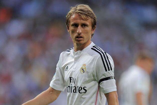 骑士vs马刺前瞻：米切尔PK福克斯，马刺势头火热冲击3连胜（骑士迎战马刺前瞻：米切尔对决福克斯，马刺状态火热剑指三连胜）