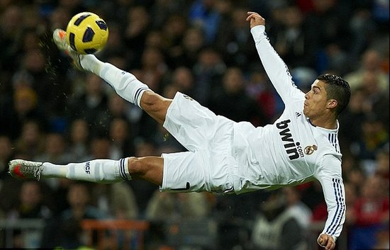 法老：谁保斯我弄亖Salah 😅Cartoon ...（Cartoon：谁来保护法老萨拉赫？😅）