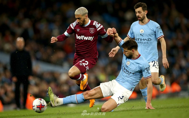 官方：迈阿密国际与23岁后卫伊恩-弗雷续约至2029年（迈阿密国际官宣续约23岁后卫伊恩-弗雷，合同至2029年）